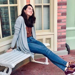 Meet your Posher, Dana